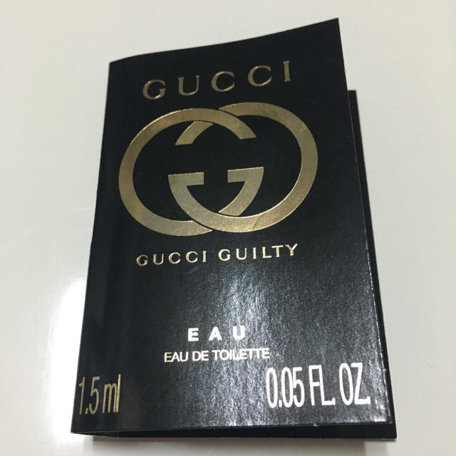 Gucci(グッチ)のGUCCI ギルティ オー オードトワレ 1.5ml 試供品 コスメ/美容の香水(香水(女性用))の商品写真