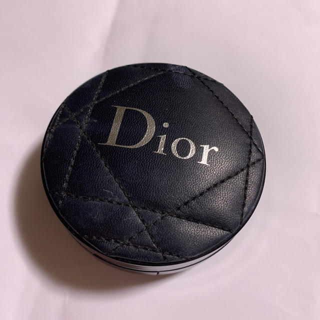 Dior(ディオール)のDior クッションファンデ コスメ/美容のベースメイク/化粧品(ファンデーション)の商品写真