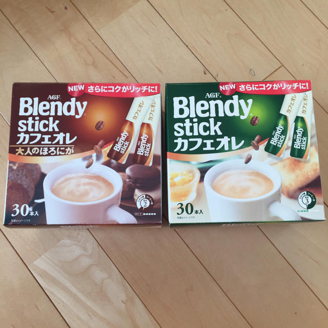 AGF(エイージーエフ)のブレンディ スティクカフェオレ60本 食品/飲料/酒の飲料(コーヒー)の商品写真