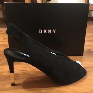 DKNY ベージュ　パンプス　ハイヒール/ピンヒール