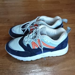 カルフ(KARHU)のkarhu スニーカー(スニーカー)