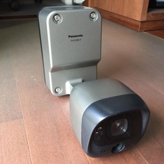 パナソニック(Panasonic)のパナソニック 屋外バッテリーカメラ(メタリックブロンズ) KX-HC300S-H(防犯カメラ)