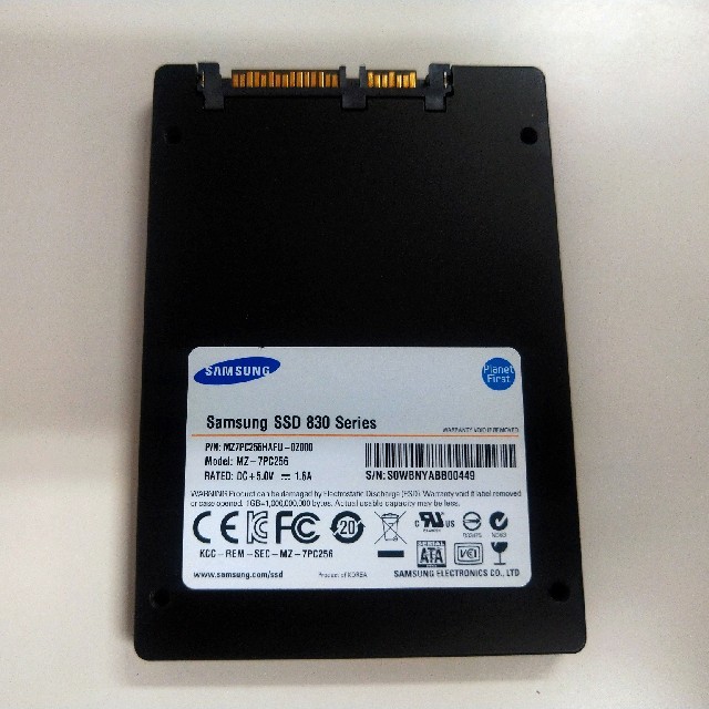 SAMSUNG(サムスン)のSamsung SSD 830 Series 256GB スマホ/家電/カメラのPC/タブレット(PCパーツ)の商品写真