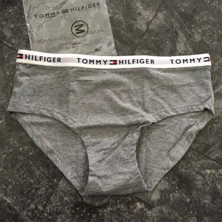 トミーヒルフィガー(TOMMY HILFIGER)の黒グレー 新品 mサイズ トミー 下着 アンダーウェア(ショーツ)