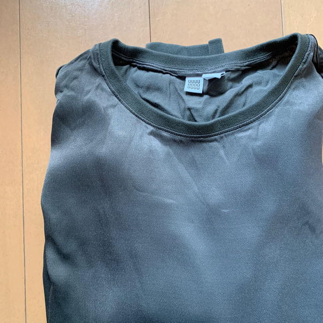 UNIQLO(ユニクロ)の日曜日削除 ユニクロユー サテンドレープシャツ レディースのトップス(シャツ/ブラウス(半袖/袖なし))の商品写真