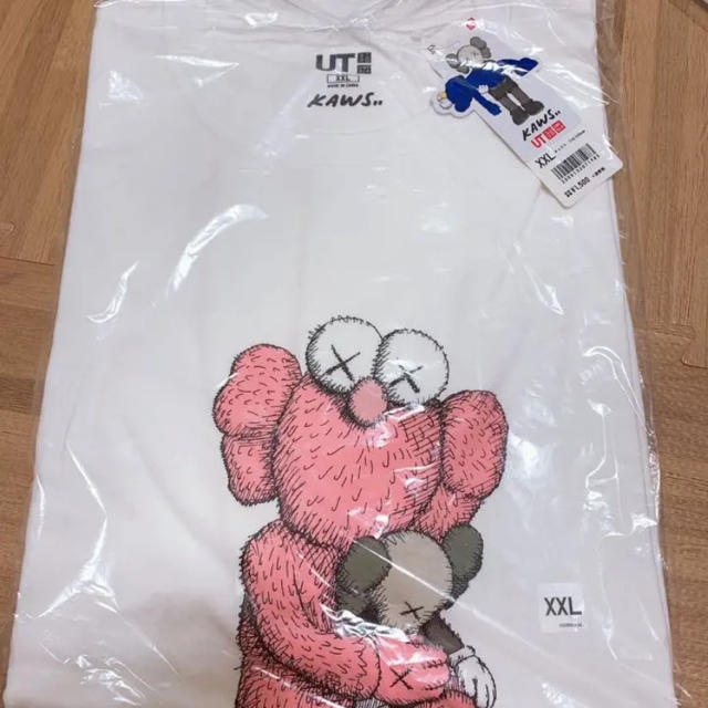 ユニクロ kaws カウズ tシャツ XXL 2