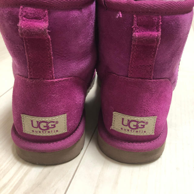 UGG(アグ)のプラム様専用UGG クラシックミニ レディースの靴/シューズ(ブーツ)の商品写真