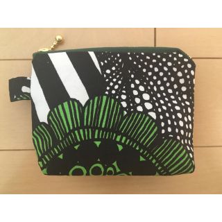 マリメッコ(marimekko)のマリメッコ（marimekko）ポーチ ハンドメイド(ポーチ)