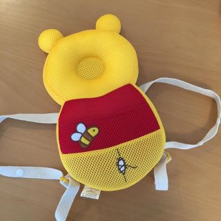 ディズニー(Disney)の【ほぼ未使用】転倒防止クッション プーさん(枕)