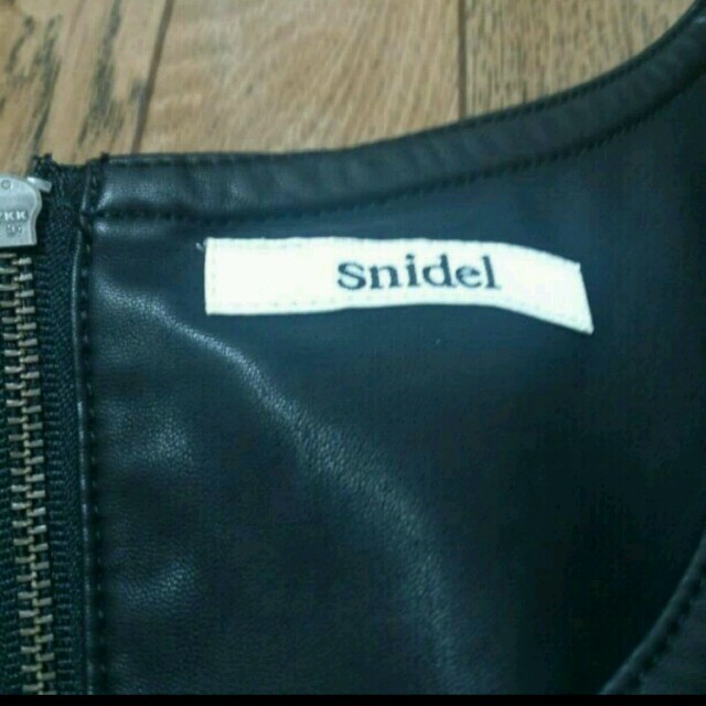 SNIDEL(スナイデル)の本日限定価格♡フェイクレザーワンピース レディースのワンピース(ミニワンピース)の商品写真