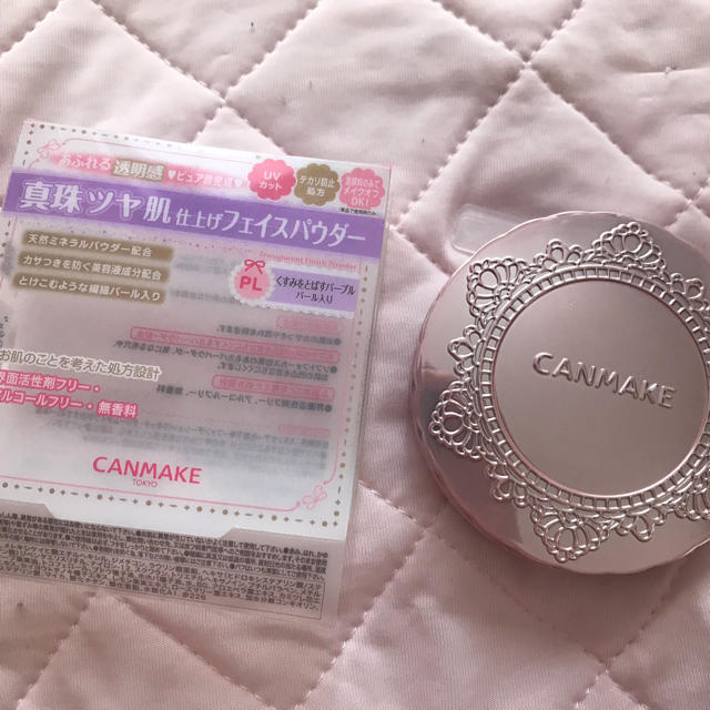 CANMAKE(キャンメイク)の真珠ツヤ肌仕上げフェイスパウダー コスメ/美容のベースメイク/化粧品(フェイスパウダー)の商品写真