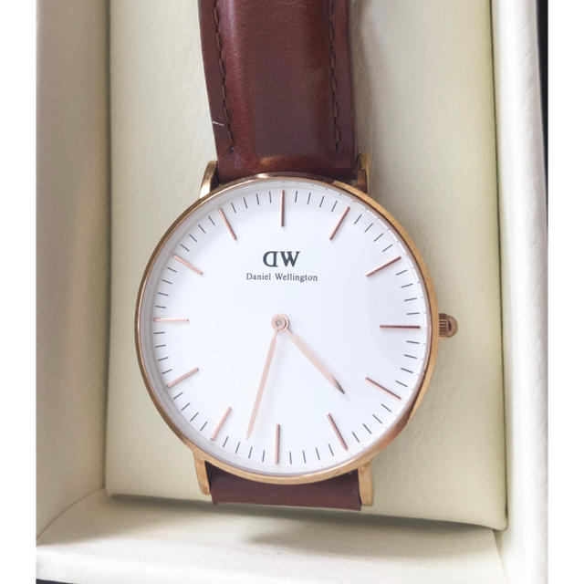 Daniel Wellington(ダニエルウェリントン)のほぼ新品 腕時計 DW ダニエル ウェリントン ディーゼル coach ZARA レディースのファッション小物(腕時計)の商品写真