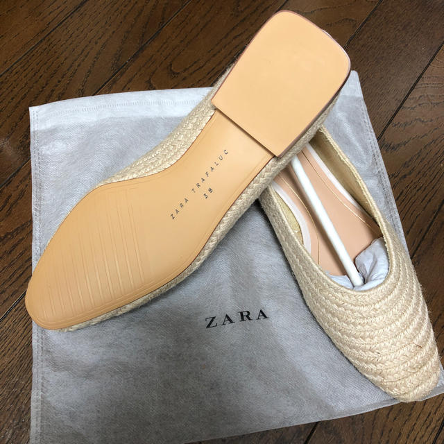 ZARA(ザラ)のCAM様専用☆新品未使用☆ZARA★ラフィア バレエシューズ☆ レディースの靴/シューズ(バレエシューズ)の商品写真