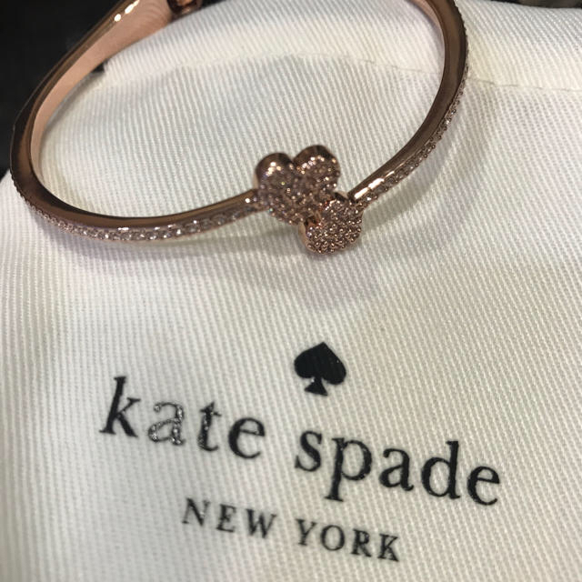 kate spade バングル ハート❤ | フリマアプリ ラクマ