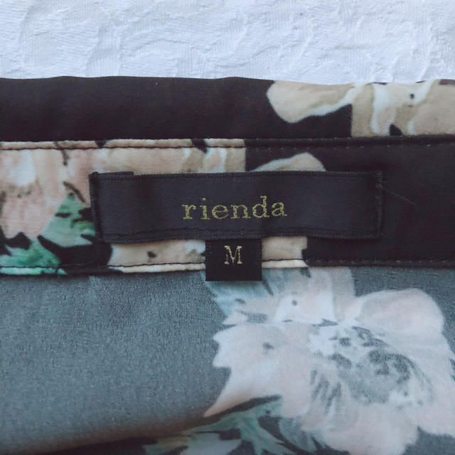rienda(リエンダ)のrienda 花柄シャツワンピース レディースのワンピース(ロングワンピース/マキシワンピース)の商品写真