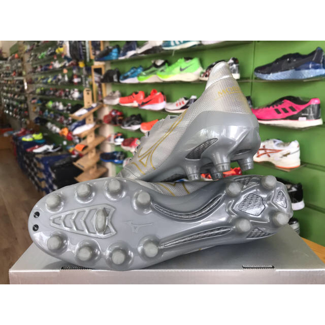 MIZUNO - ミズノ モレリア ネオ2 β ベータ 新品 未使用 27 28が MIZUNO - ミズノ モレリア ネオ2 β ベータ 新品 未使用 27 28が