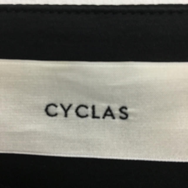 DEUXIEME CLASSE(ドゥーズィエムクラス)のシクラス cyclas レディースのトップス(シャツ/ブラウス(長袖/七分))の商品写真