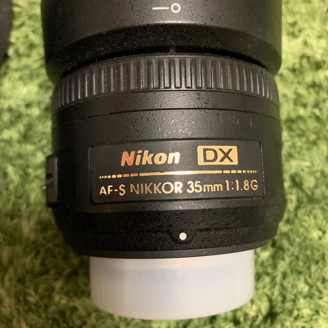 Nikon(ニコン)の美品 お得 Nikon D5500+単焦点レンズ スマホ/家電/カメラのカメラ(デジタル一眼)の商品写真