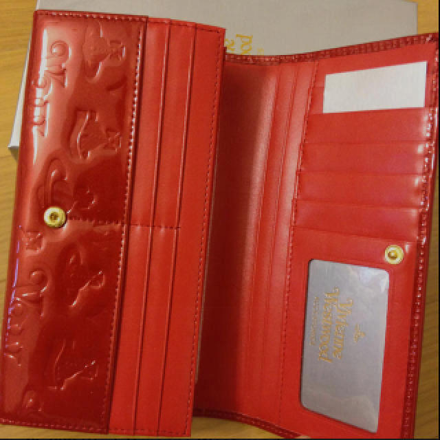Vivienne Westwood(ヴィヴィアンウエストウッド)のVivienne 長財布(red) レディースのファッション小物(財布)の商品写真