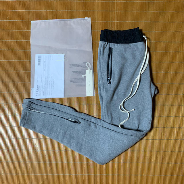 FEAR OF GOD(フィアオブゴッド)のfear of god fog pants  メンズのパンツ(その他)の商品写真