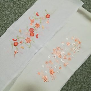 フリフ(ふりふ)のフォーマル対応　刺繍半襟　2枚セット　縮緬　半衿 和装小物(和装小物)