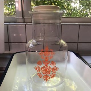 レトロなガラス瓶(ガラス)