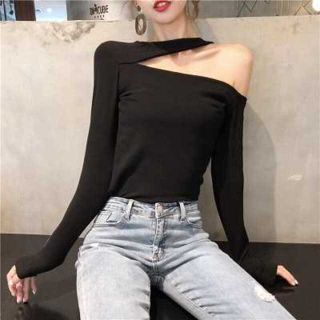 ザラ(ZARA)のロンＴ トップス ワンショルダー 黒＋アイライナー(Tシャツ(長袖/七分))