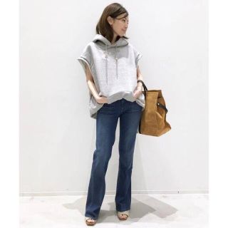 L'Appartement DEUXIEME CLASSE(ノースリーブ ・ パーカー)の L'Appartement DEUXIEME CLASSE(ノースリーブ ・ パーカー)の