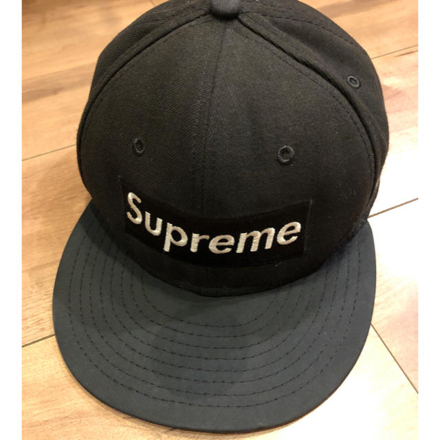 正規品 SUPREME NEW ERA 7 1/2 キャップ 帽子 黒