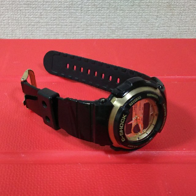 G-SHOCK(ジーショック)のG-SHOCK（CASIO）G-300S メンズの時計(腕時計(デジタル))の商品写真