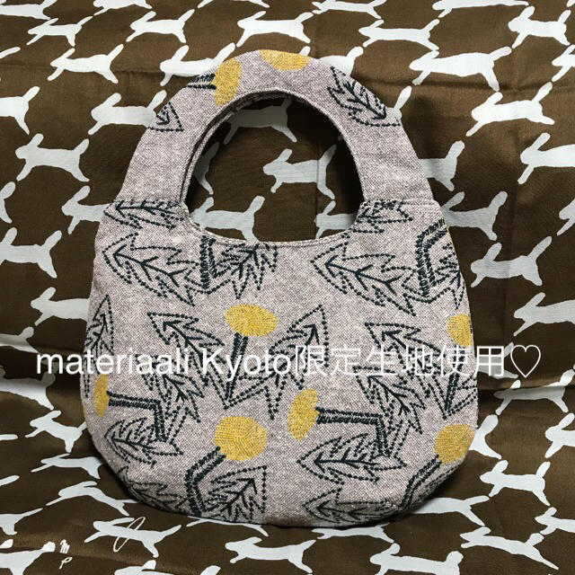 丸型タンポポ ハンドバッグ ハンドメイド ミナペルホネン-