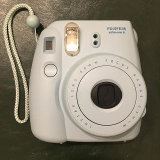 フジフイルム(富士フイルム)の富士フイルム instax mini 8 チェキ本体(フィルムカメラ)