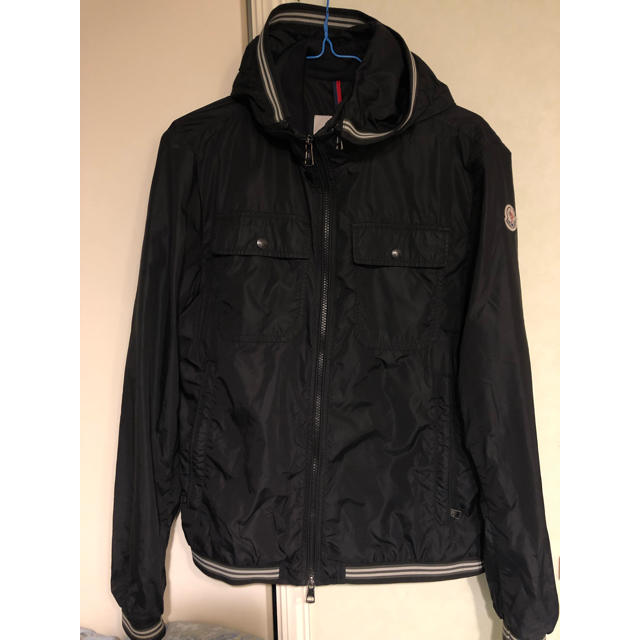 ナイロンジャケットモンクレール パーカー ナイロンジャケット ダウン シャツ Moncler