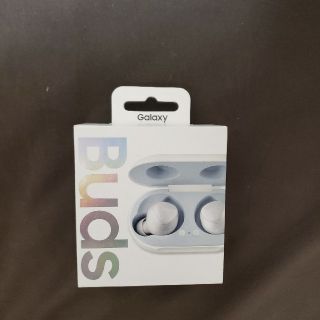 サムスン(SAMSUNG)のGalaxy Buds/White(ヘッドフォン/イヤフォン)