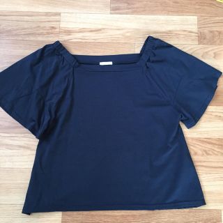 アーバンリサーチ(URBAN RESEARCH)のアーバンリサーチのオフショルダーTシャツ(Tシャツ(半袖/袖なし))