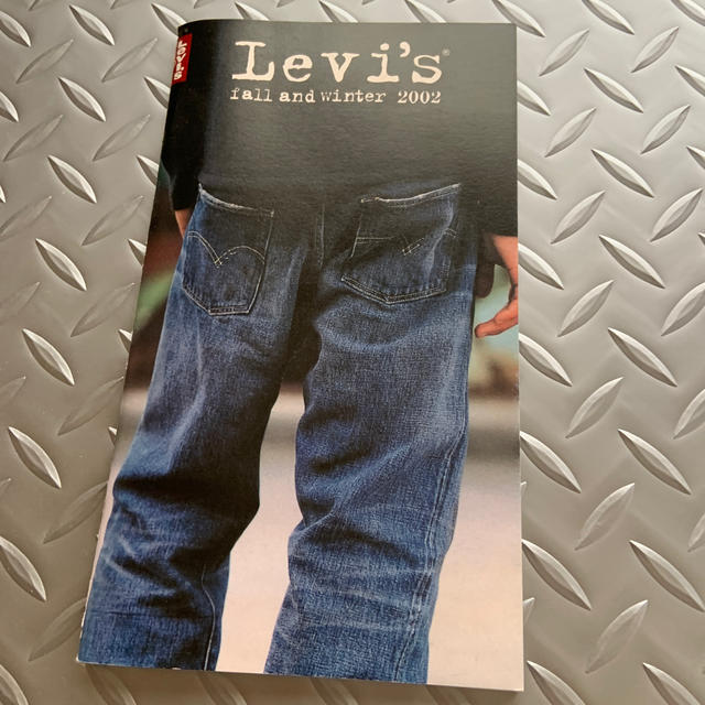 Levi's(リーバイス)のリーバイス 2002年秋冬カタログ 非売品 エンタメ/ホビーの雑誌(ファッション)の商品写真