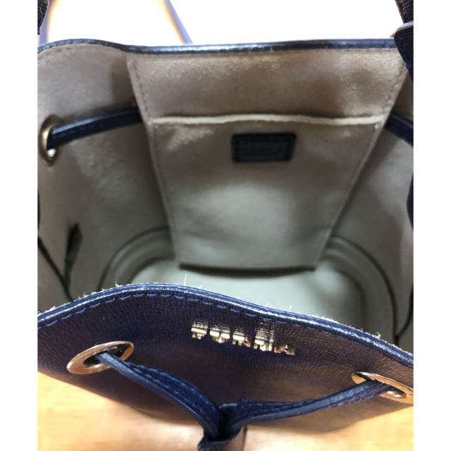 Furla(フルラ)のセール　フルラ  ステイシーミニ ネイビー レディースのバッグ(ショルダーバッグ)の商品写真