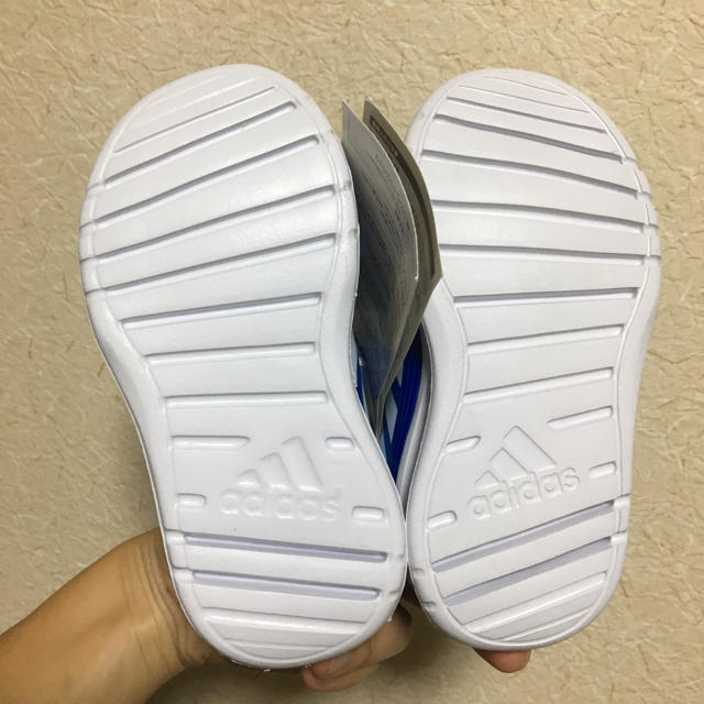 adidas(アディダス)のアディダス キッズシューズ  14 キッズ/ベビー/マタニティのベビー靴/シューズ(~14cm)(スニーカー)の商品写真