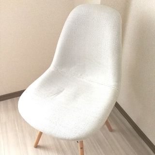 イームズ(EAMES)のイームズチェア ファブリックタイプ 3ヶ月使用(ダイニングチェア)