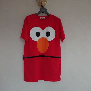 セサミストリート(SESAME STREET)のエルモ   ティーシャツ  新品(Tシャツ(半袖/袖なし))