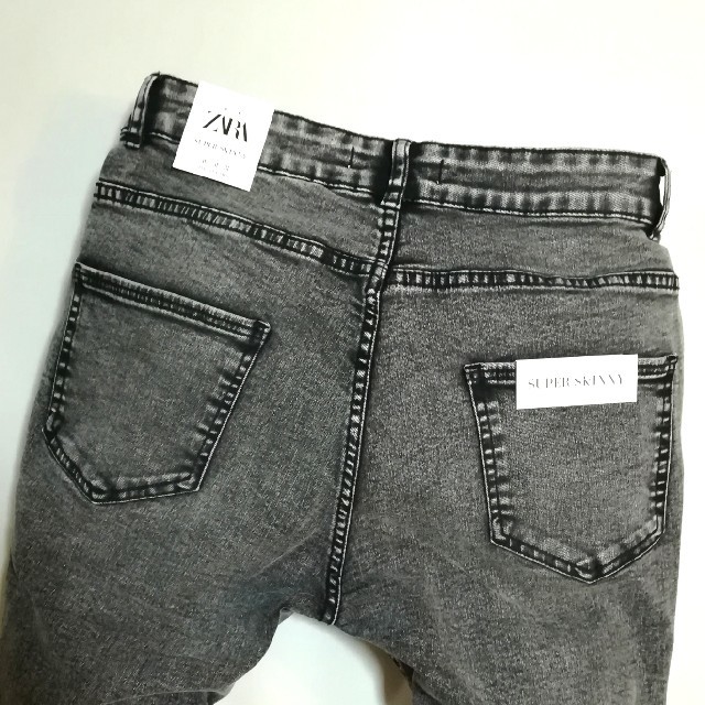 新品　ZARA  ストレッチスキニーデニム 3