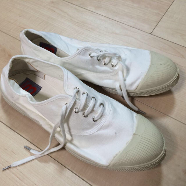 BENSIMON(ベンシモン)のBENSIMON 白スニーカー42 メンズの靴/シューズ(スニーカー)の商品写真