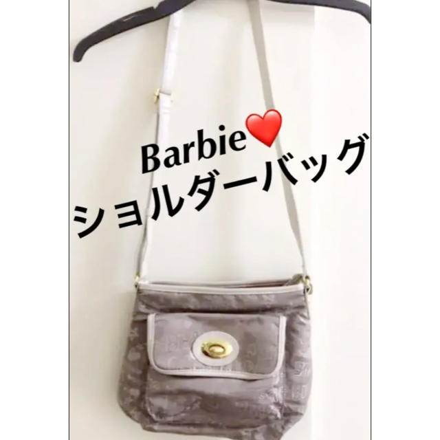 Barbie(バービー)のBarbie❤️総ロゴ♬可愛いショルダーバッグ  レディースのバッグ(ショルダーバッグ)の商品写真