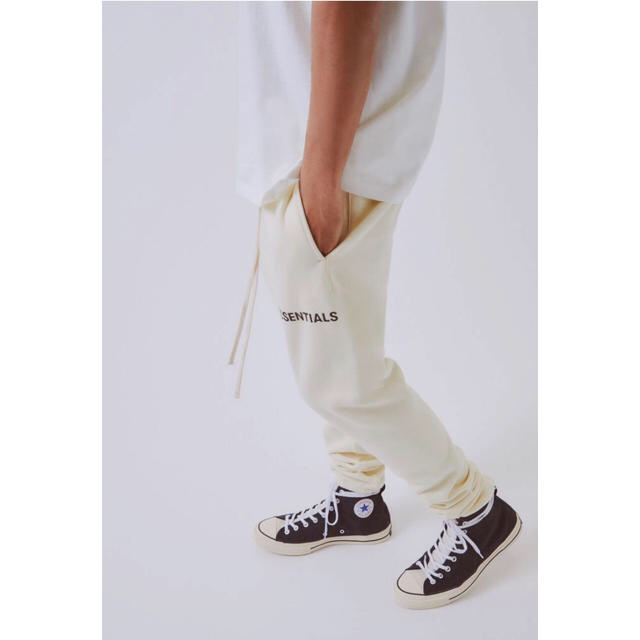 人気再入荷】 FEAR OF GOD - ESSENTIALS エッセンシャルズ スウェット ...