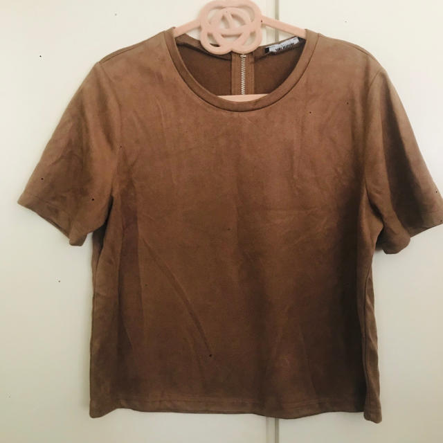 ZARA(ザラ)のZARA☆フェイクスウェードTシャツ レディースのトップス(Tシャツ(半袖/袖なし))の商品写真