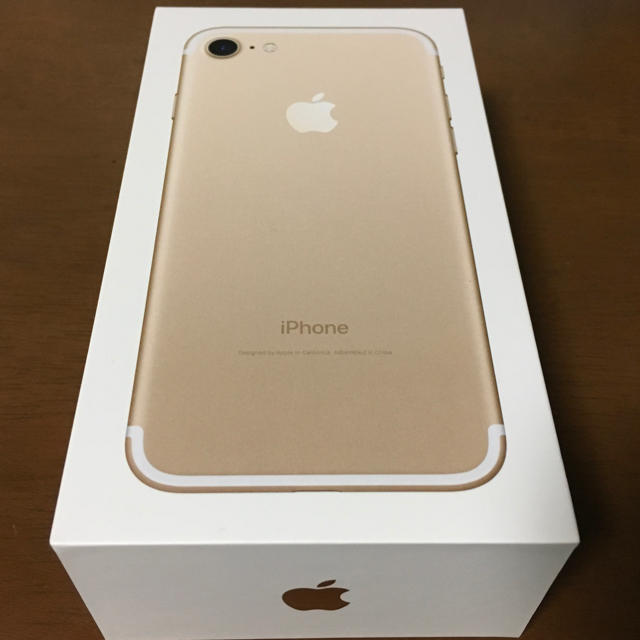 【早いもの勝ち】新品　iPhone 7 32GB SIMフリー ゴールド