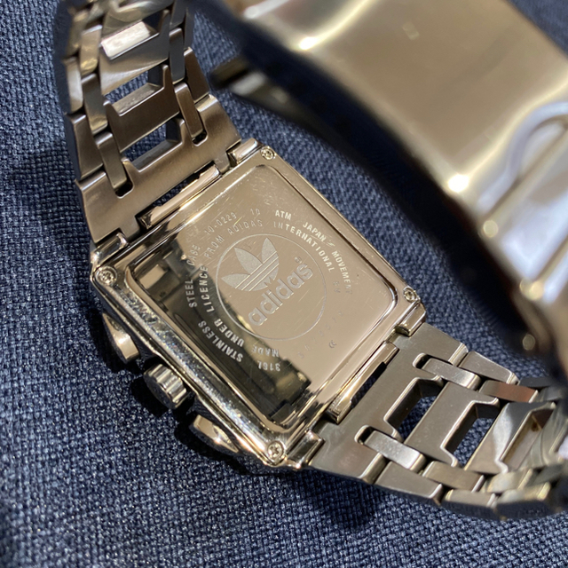 【レア】アディダスオリジナルス 腕時計 クロノグラフ スクエア 青 CS3500