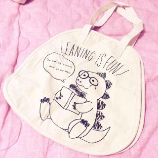 リベットアンドサージ(rivet & surge)の恐竜BAG💗(トートバッグ)