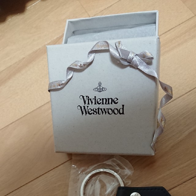 Vivienne Westwood(ヴィヴィアンウエストウッド)のヴィヴィアンキーリング新品 レディースのファッション小物(キーホルダー)の商品写真