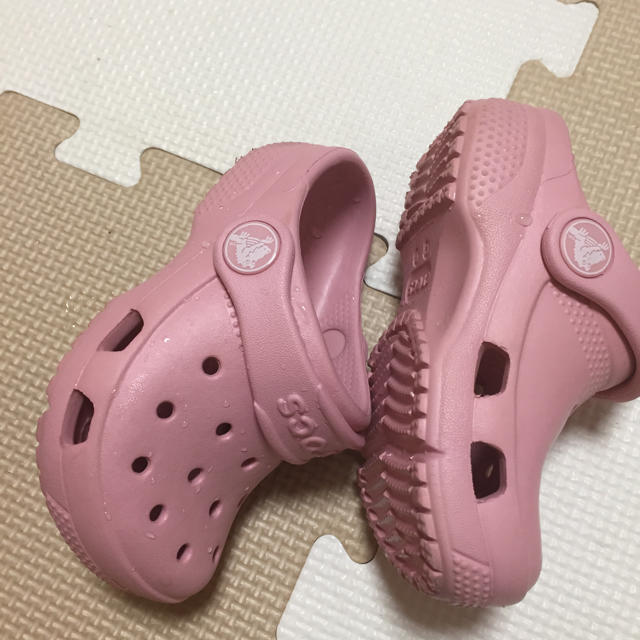 crocs(クロックス)のクロックス サンダル 14センチ キッズ/ベビー/マタニティのベビー靴/シューズ(~14cm)(サンダル)の商品写真